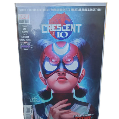 Future Fight First: Crescent & Io #1 Origin of Crescent & Io Marvel Comics